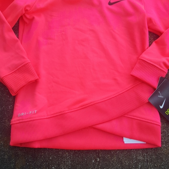 nike coral pink